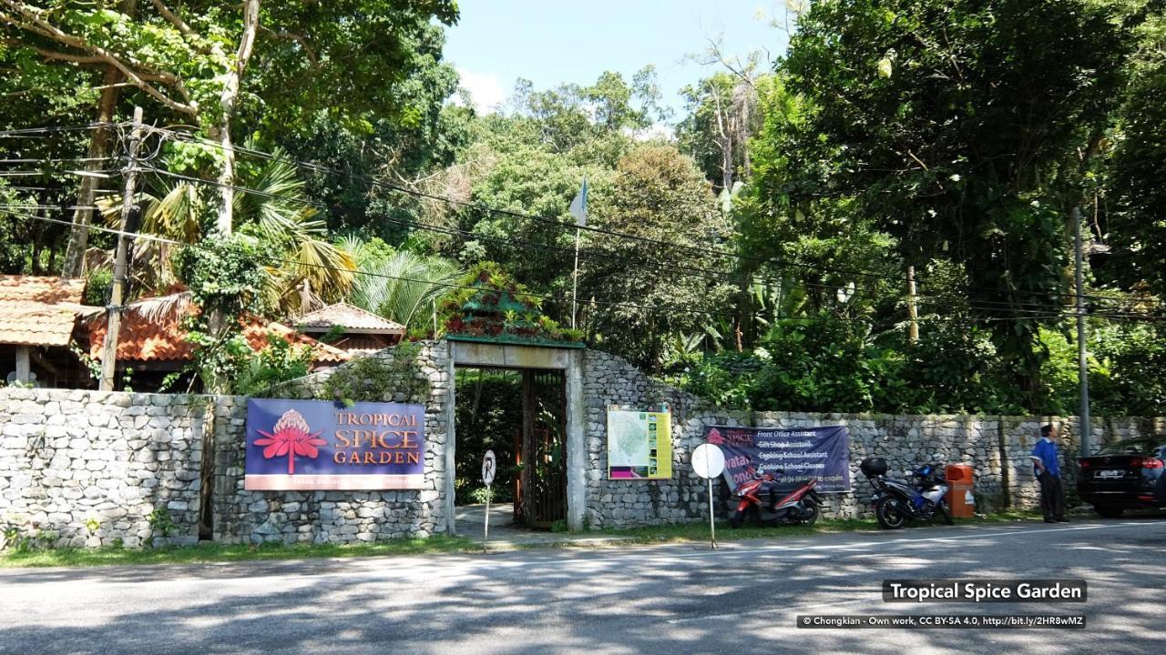 Zen Rooms Eden Parade Tanjung Bungah  Luaran gambar